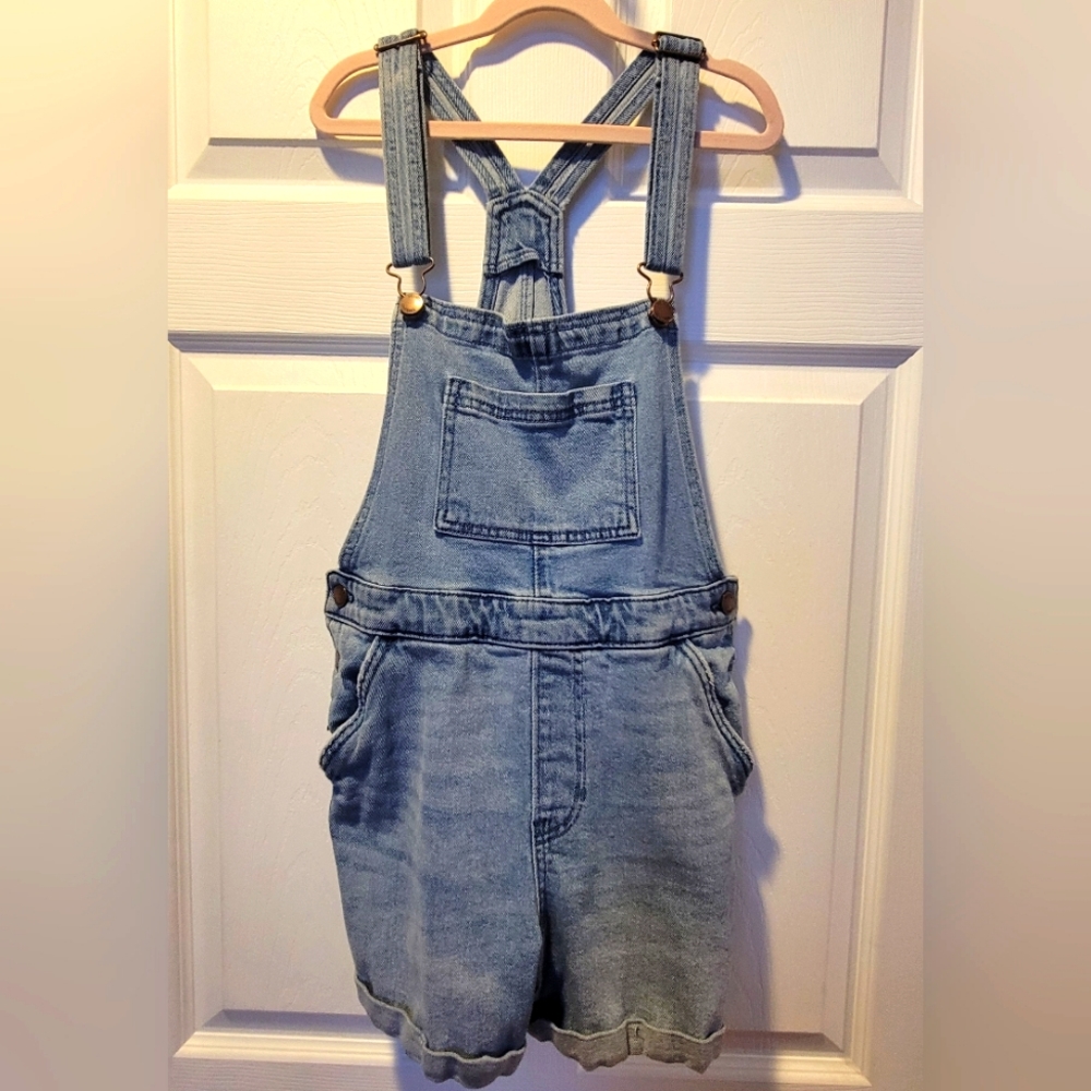 Jean Short Overalls from Hollister, Size Small